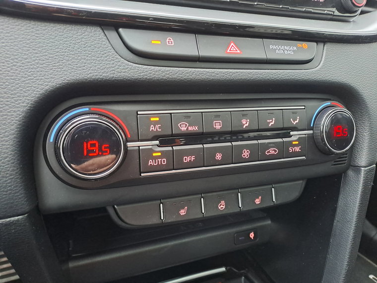 Vehicle Image 40