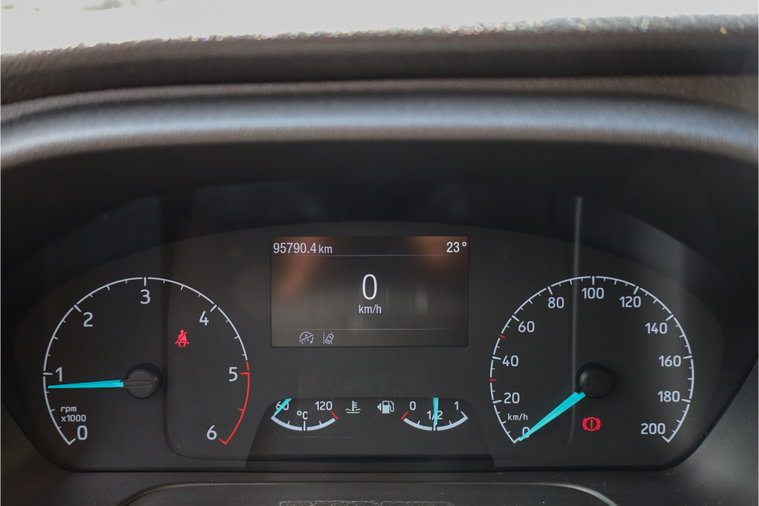 Vehicle Image 25