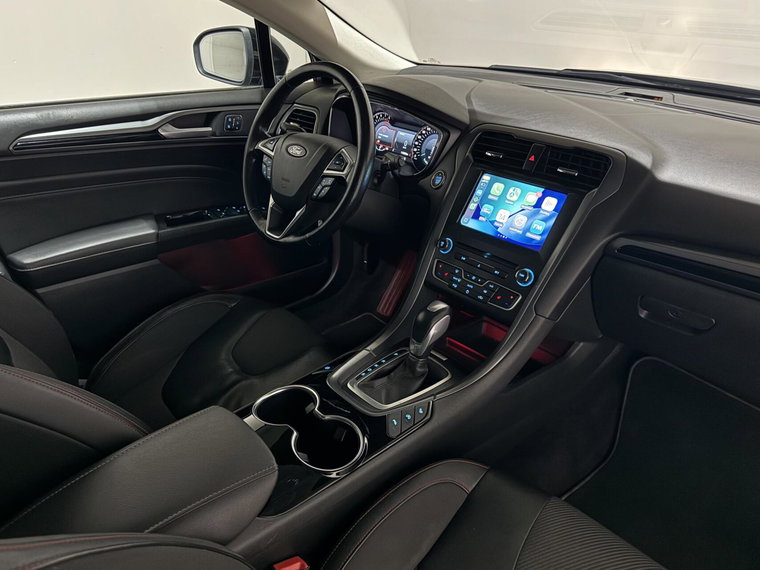 Vehicle Image 19