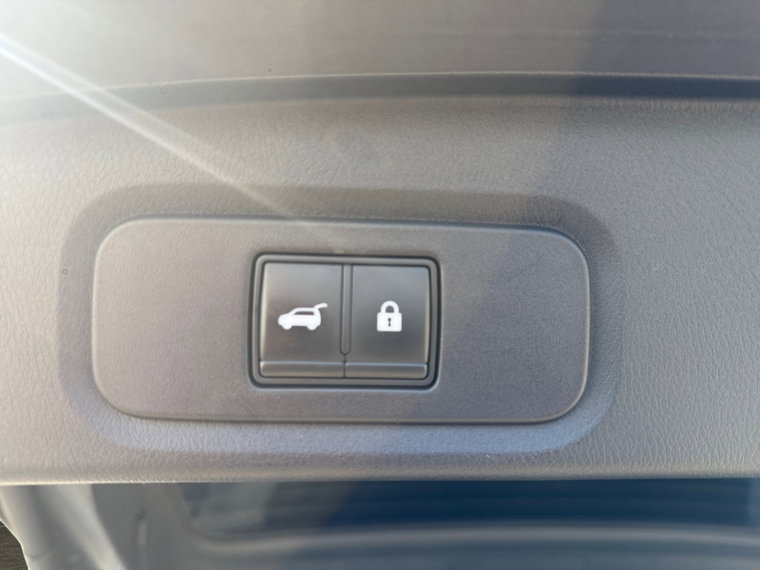 Vehicle Image 29