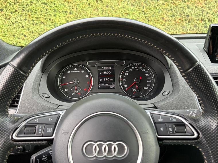 Vehicle Image 23