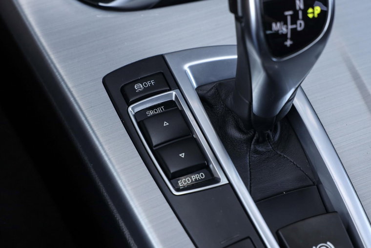 Vehicle Image 28
