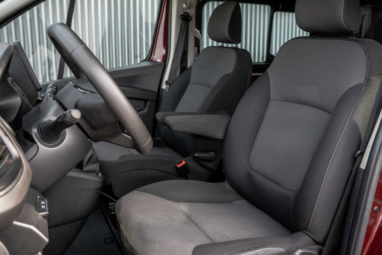 Vehicle Image 12