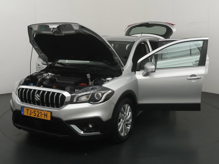 Vehicle Image 18
