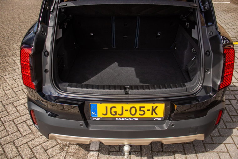 Vehicle Image 27