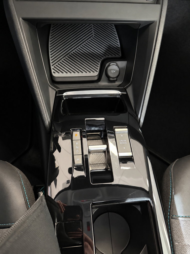 Vehicle Image 39