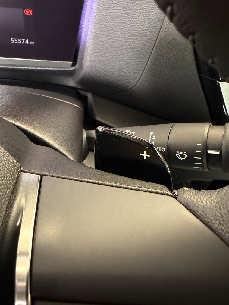 Vehicle Image 40