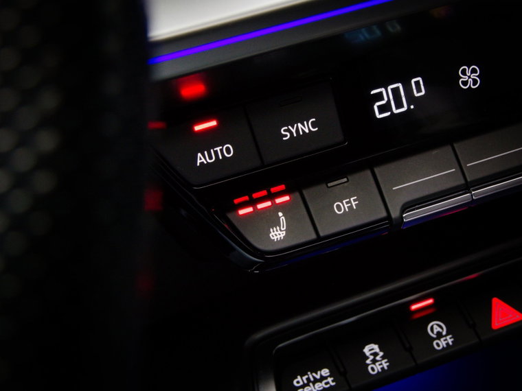 Vehicle Image 51