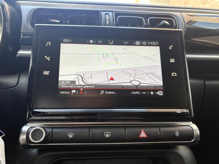 Vehicle Image 25