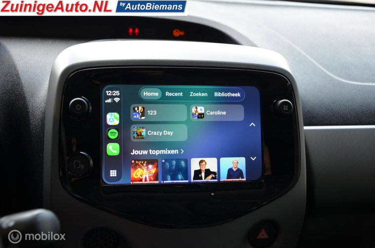 Vehicle Image 11