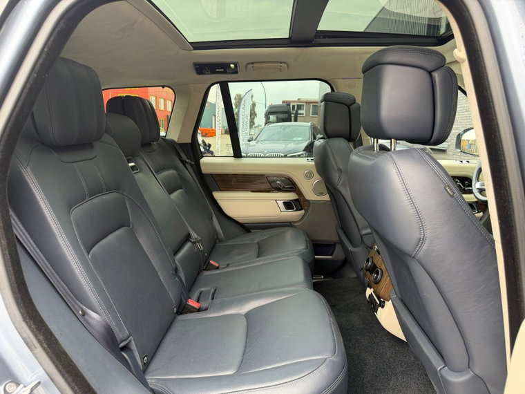 Vehicle Image 45