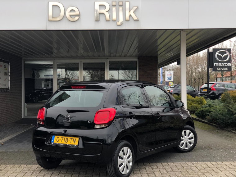 Vehicle Image 4