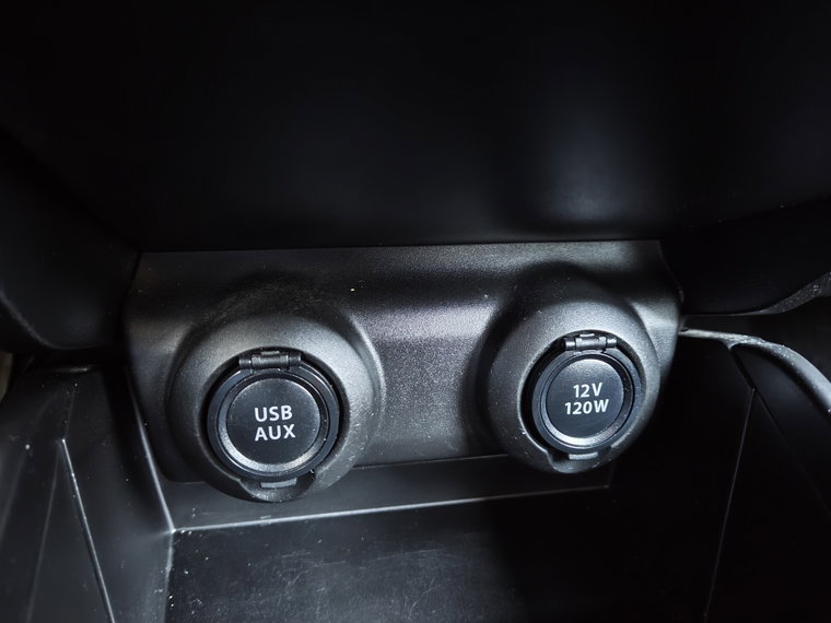 Vehicle Image 21