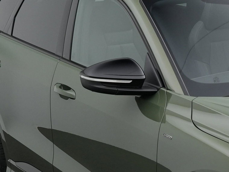 Vehicle Image 47