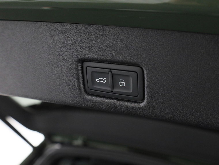 Vehicle Image 53