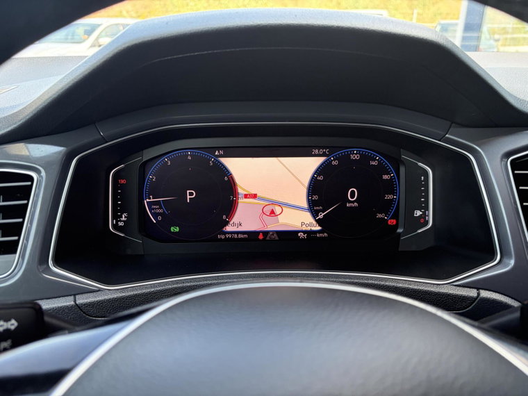 Vehicle Image 38