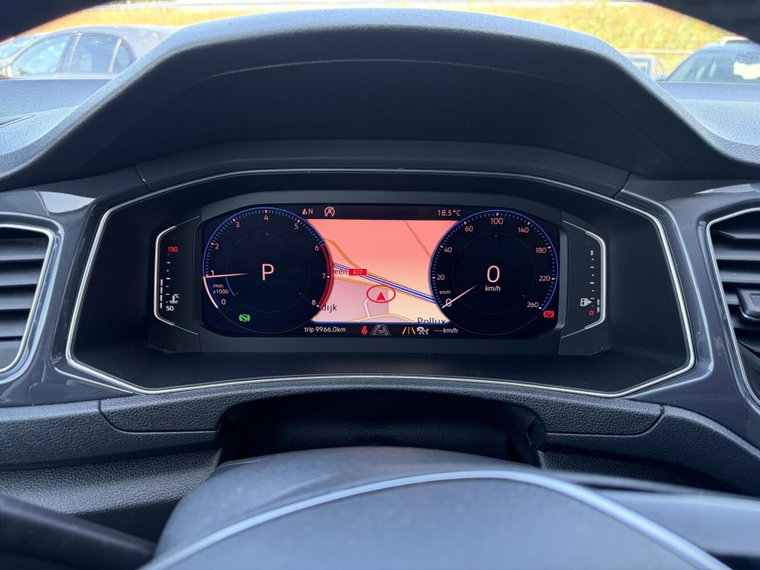Vehicle Image 40