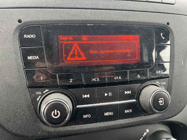 Vehicle Image 19