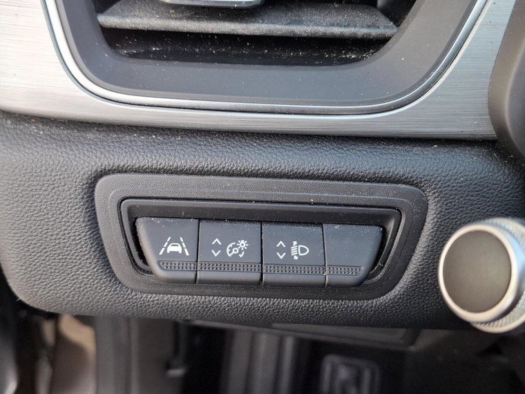 Vehicle Image 26