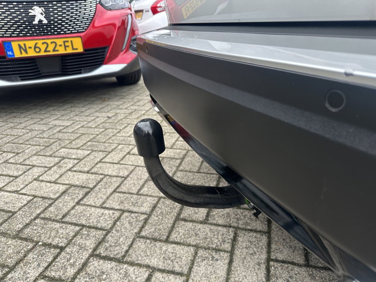 Vehicle Image 40