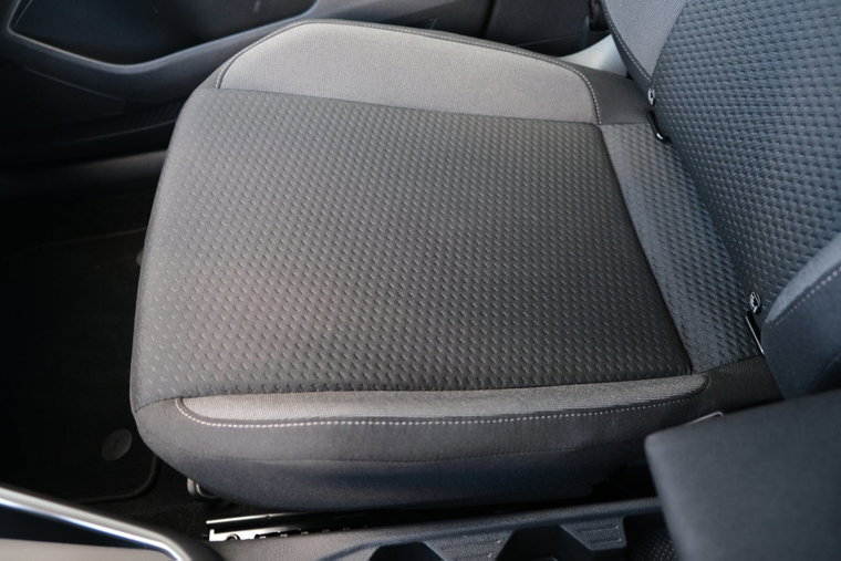 Vehicle Image 24