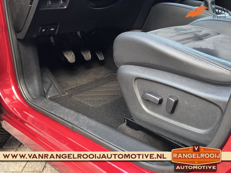 Vehicle Image 33