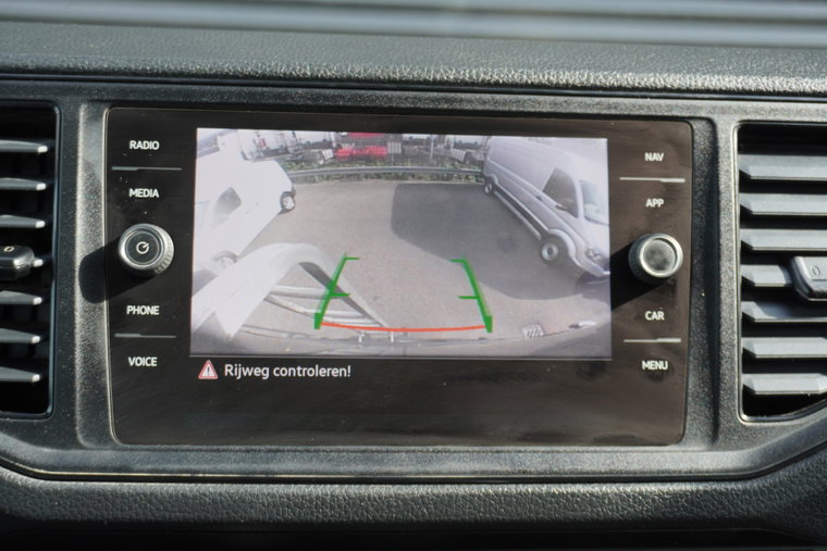 Vehicle Image 26
