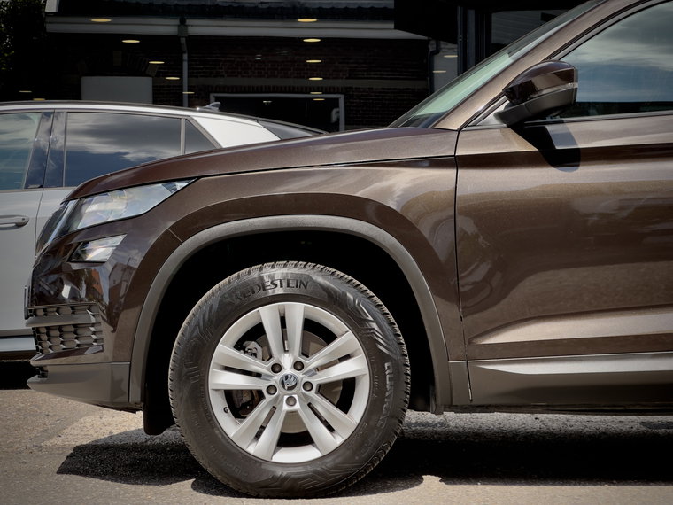 Vehicle Image 13