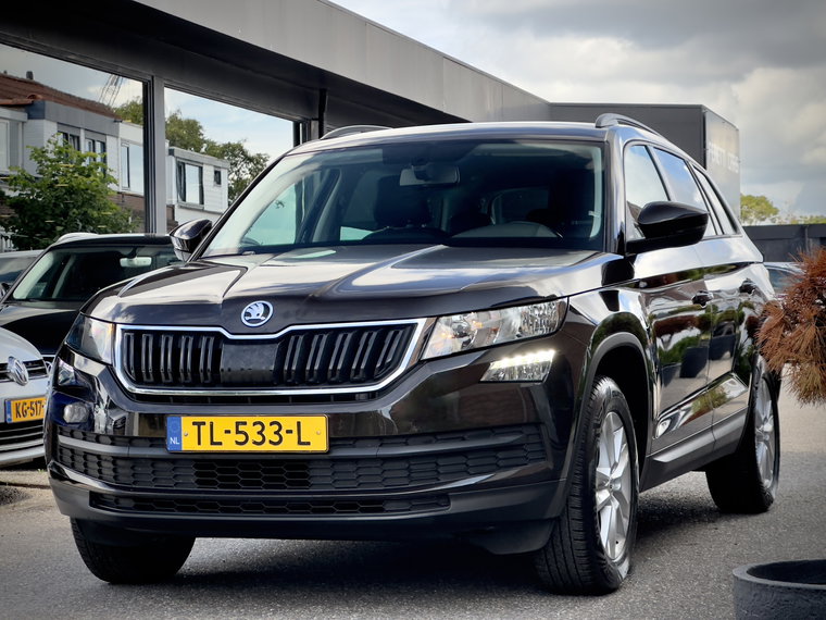 Vehicle Image 9