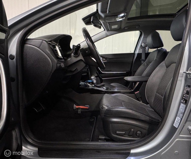 Vehicle Image 33