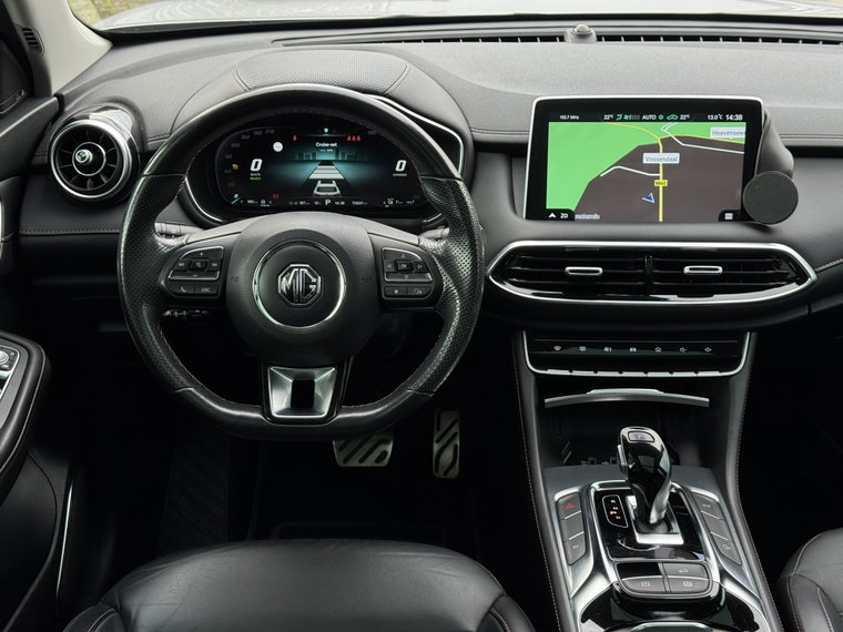 Vehicle Image 15