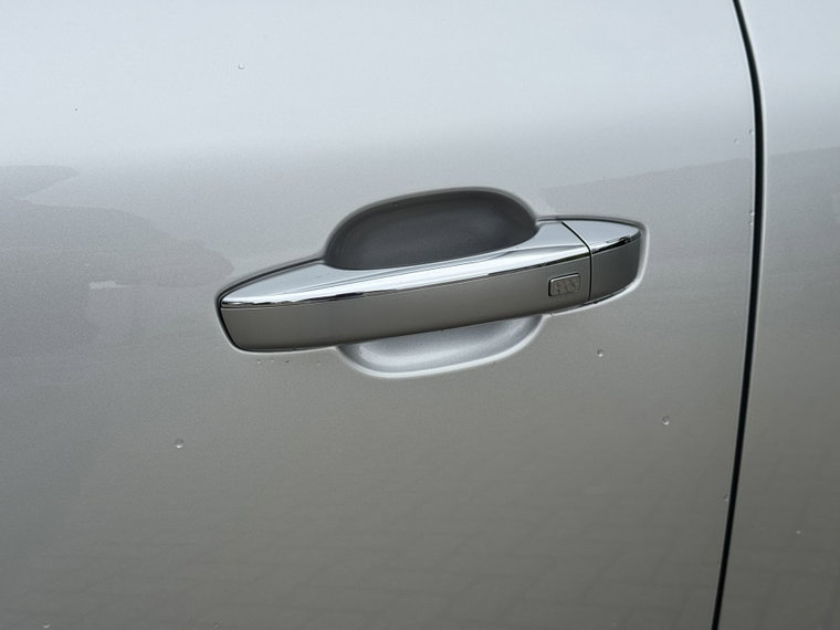 Vehicle Image 39