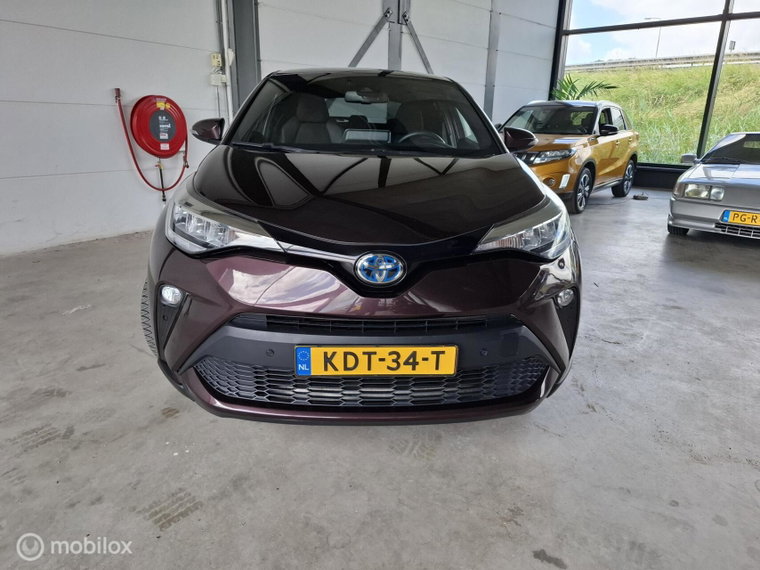 Vehicle Image 6