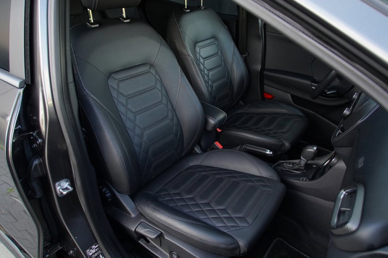 Vehicle Image 30