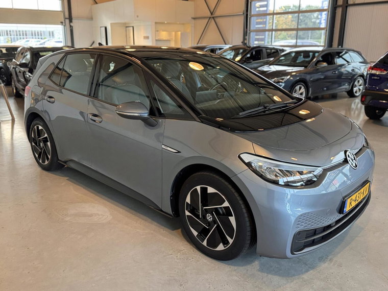 Vehicle Image 30