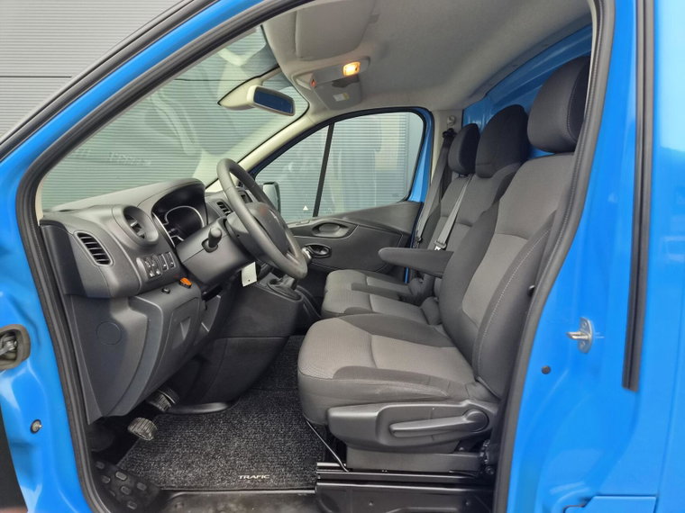 Vehicle Image 28