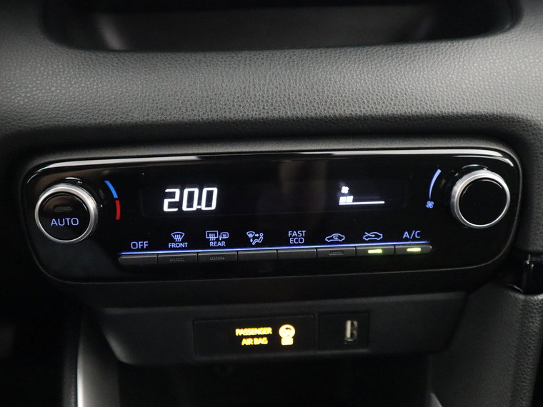 Vehicle Image 26