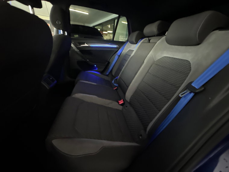 Vehicle Image 31