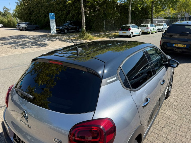 Vehicle Image 23