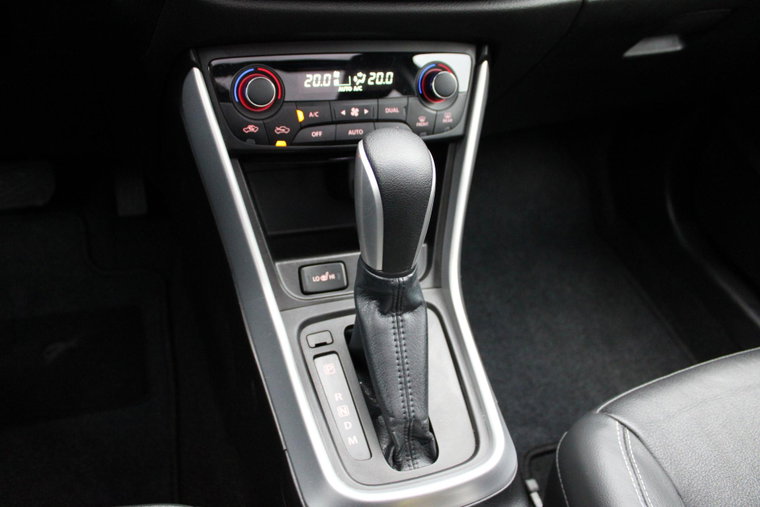 Vehicle Image 23
