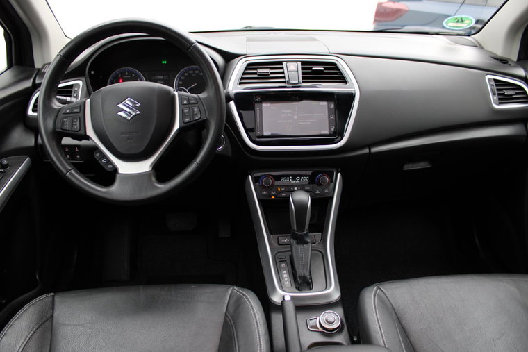 Vehicle Image 11