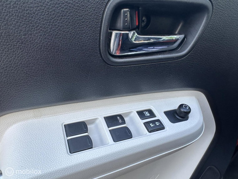 Vehicle Image 33