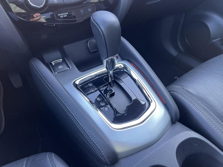 Vehicle Image 32