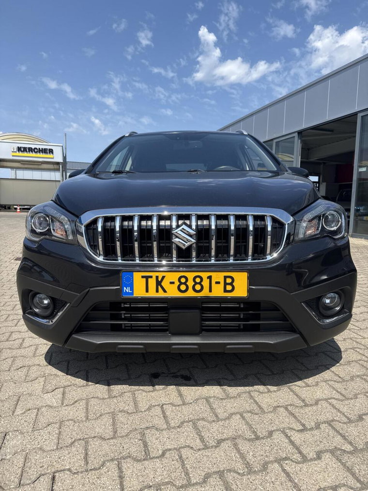 Vehicle Image 11