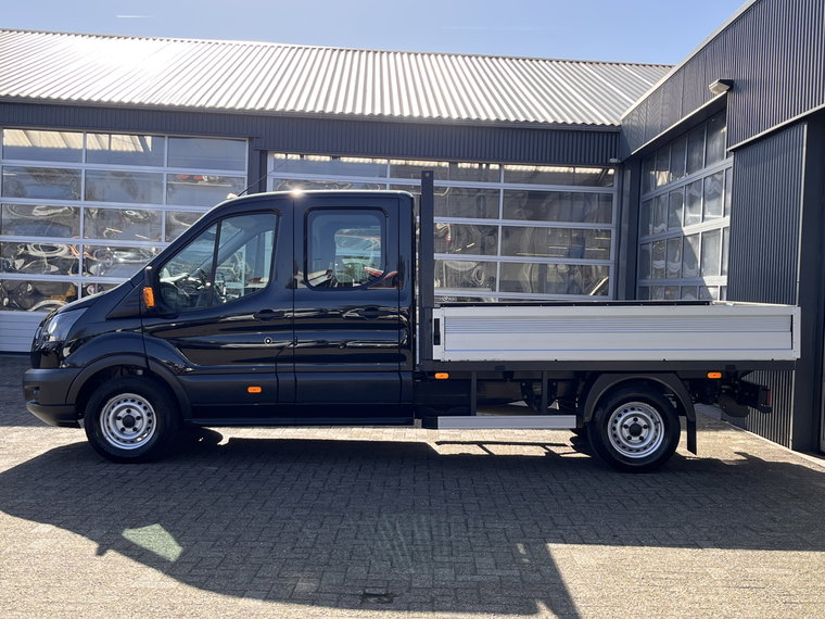 Vehicle Image 23
