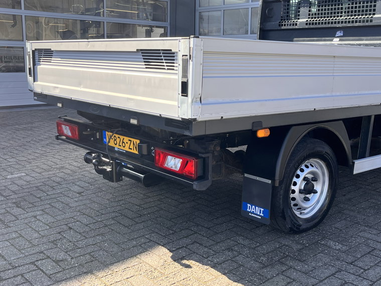 Vehicle Image 27