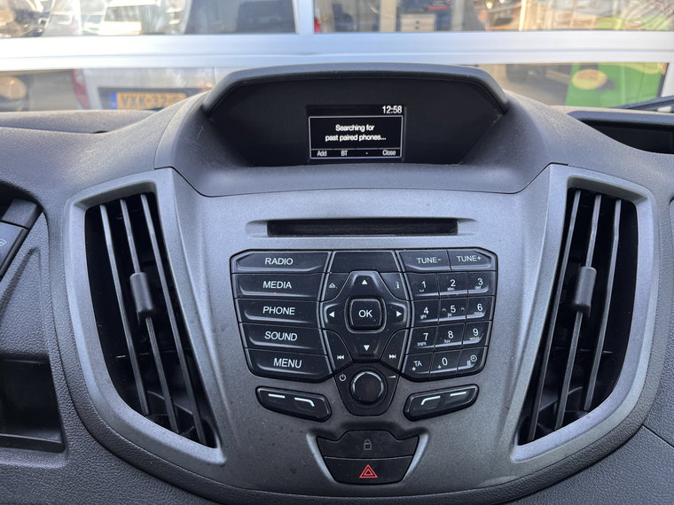 Vehicle Image 39