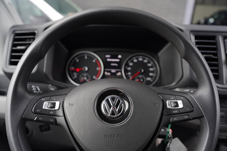 Vehicle Image 26