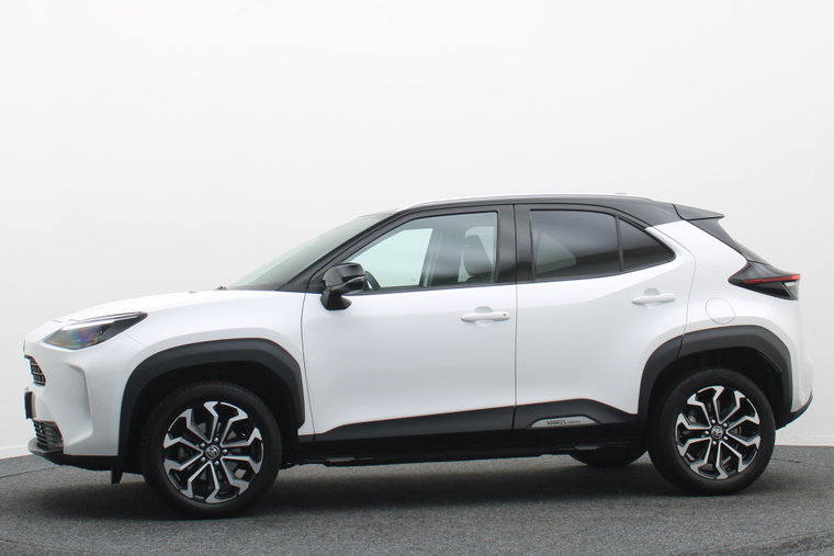 Vehicle Image 6