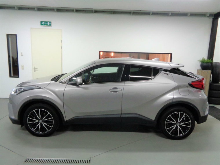 Vehicle Image 18